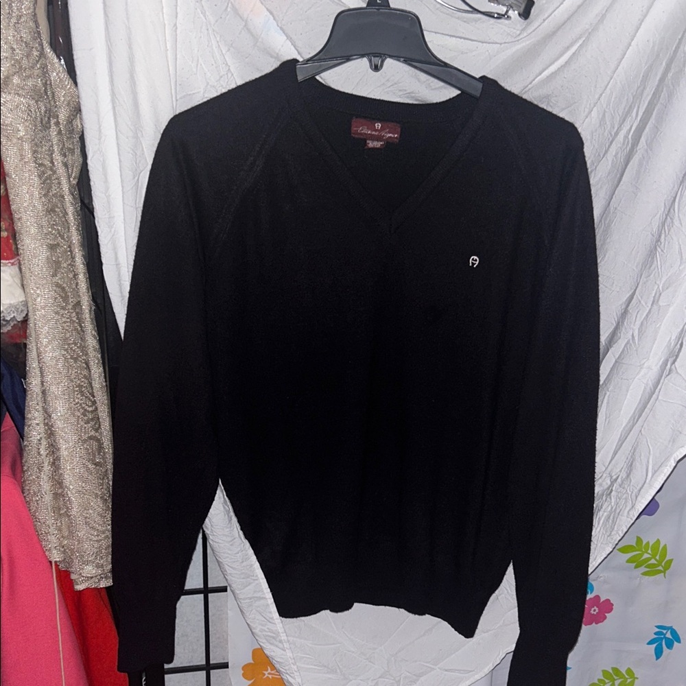 Men's Vintage Etienne Aigner Black V-Neck Sweater size XL
